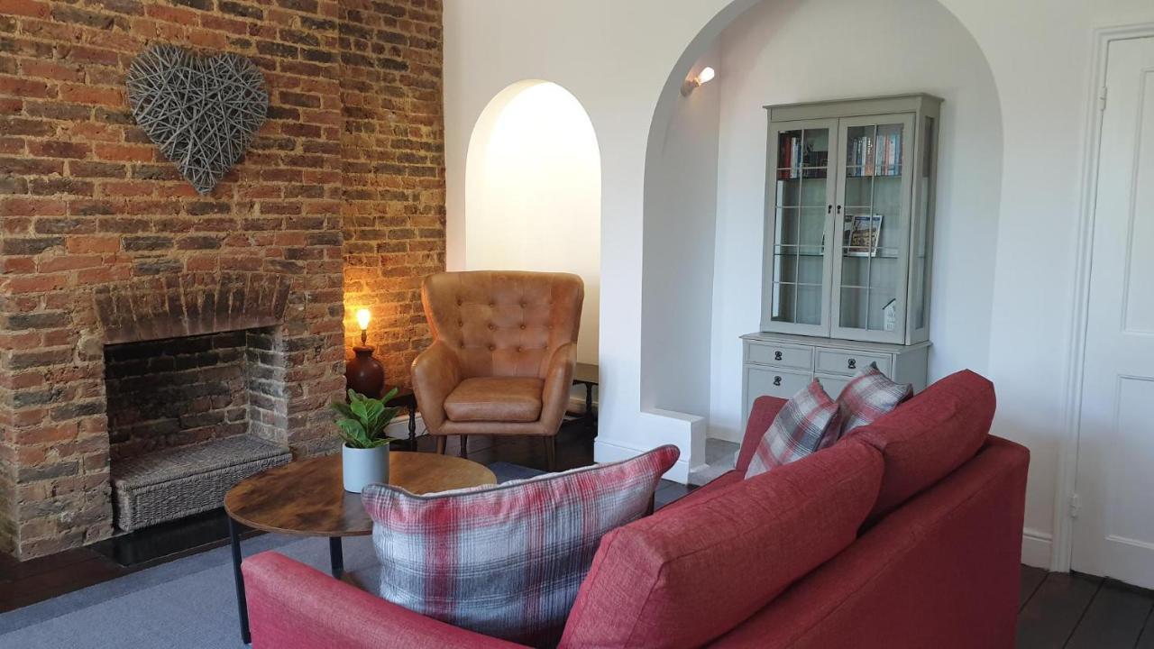Beautiful Garden Apartment In Leafy St Leonards 5 Mins To Beach Dış mekan fotoğraf